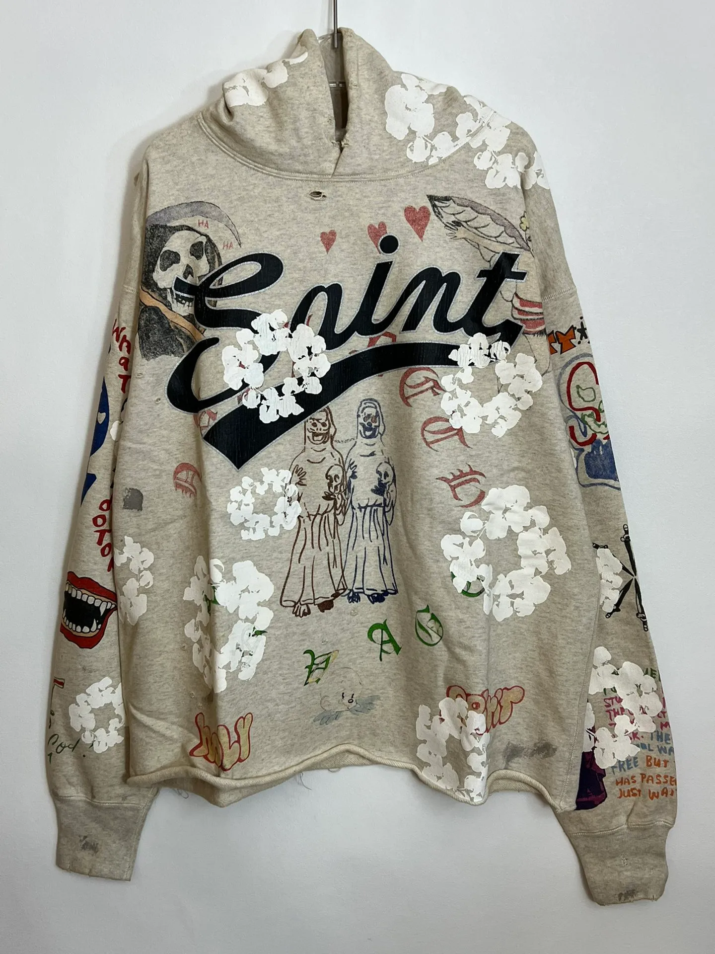 DENIM TEARS × ©SAINT M×××××× "SAINT TEARS" Graffiti Hoodie Joint Model Cotton Graffiti Hoodie Fully Printed Washed Distressed Holes Vintage Sweatshirt Gray S-XL Super Heavy Duty! The whole piece is printed with 35 screens and counterpoint printing!